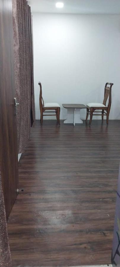 The Black Leaf Hotel Rāipur Camera foto